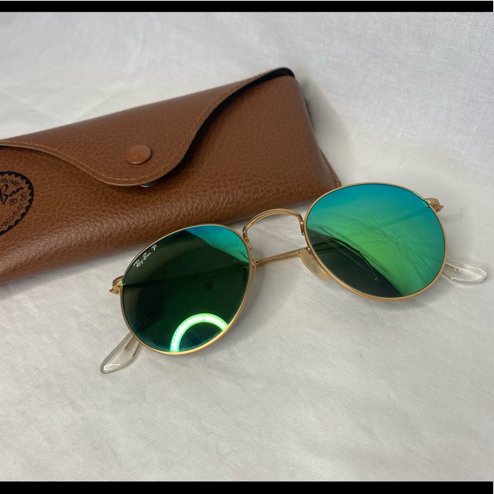 NWOT. Ray-ban polarized mirrored sunglasses